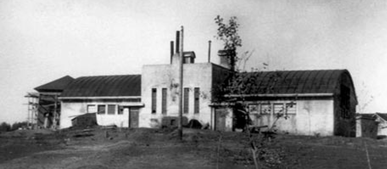 Баня. – Изображение. Текст // Музей-заповедник «Красная Горка» : [сайт]. – URL: https://clck.ru/36Dw5Z (дата обращения: 25.10.2023).