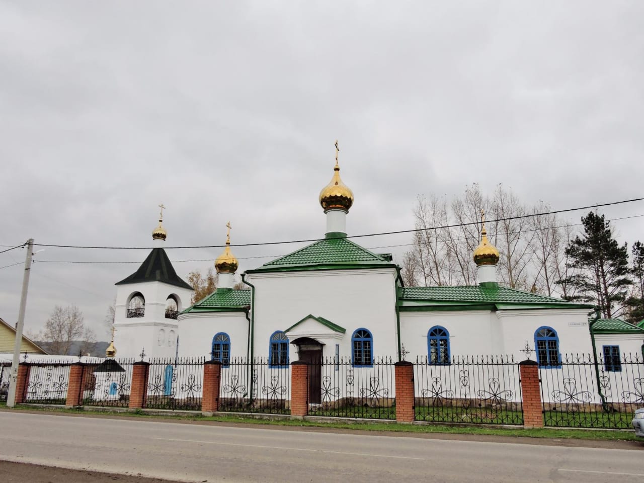 Церковь Святого Пантелеимона в посёлке Кузедеево, 2022 год. Автор фото неизвестен.