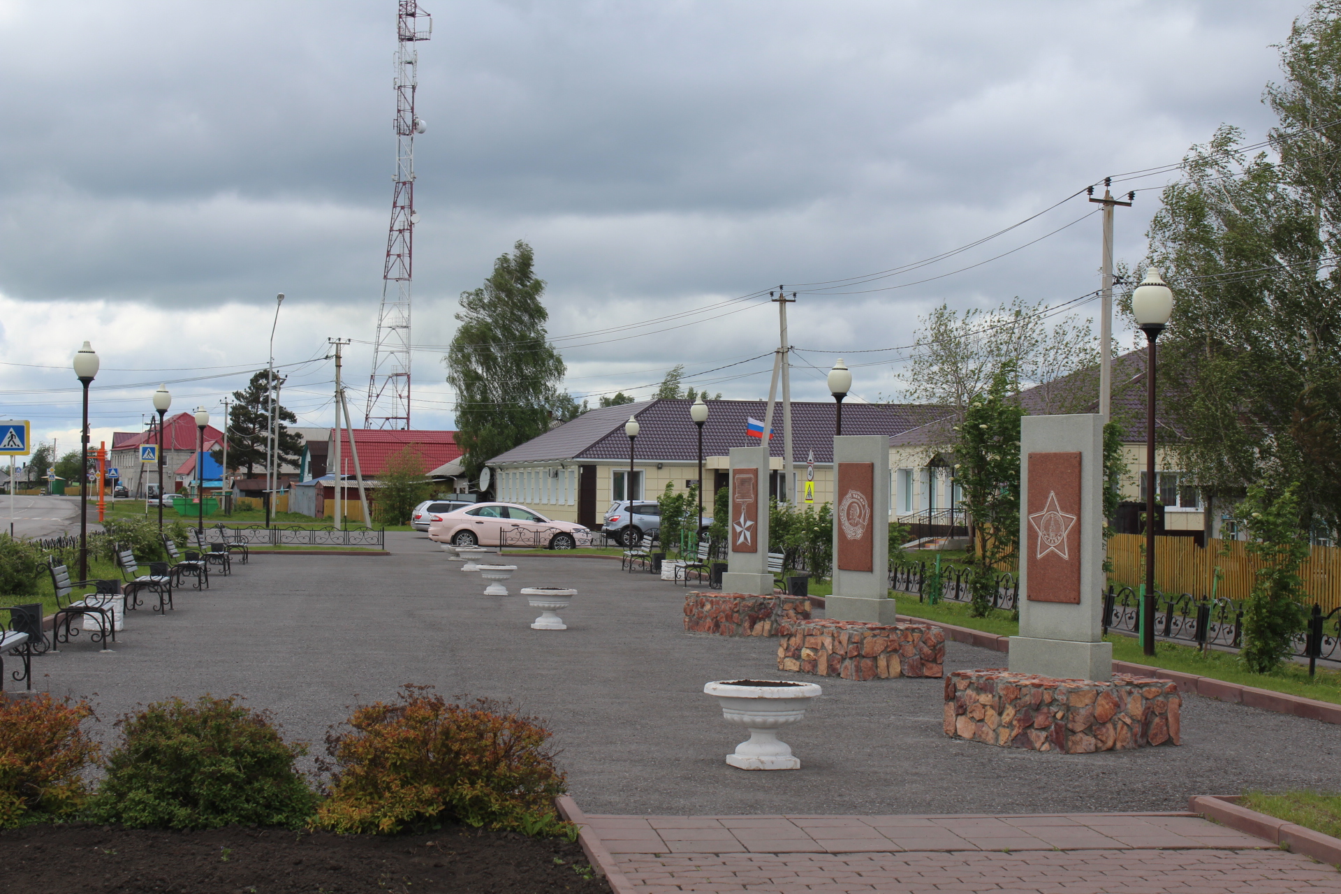 Старый мемориальный комплекс, п. Трудармейский (3)