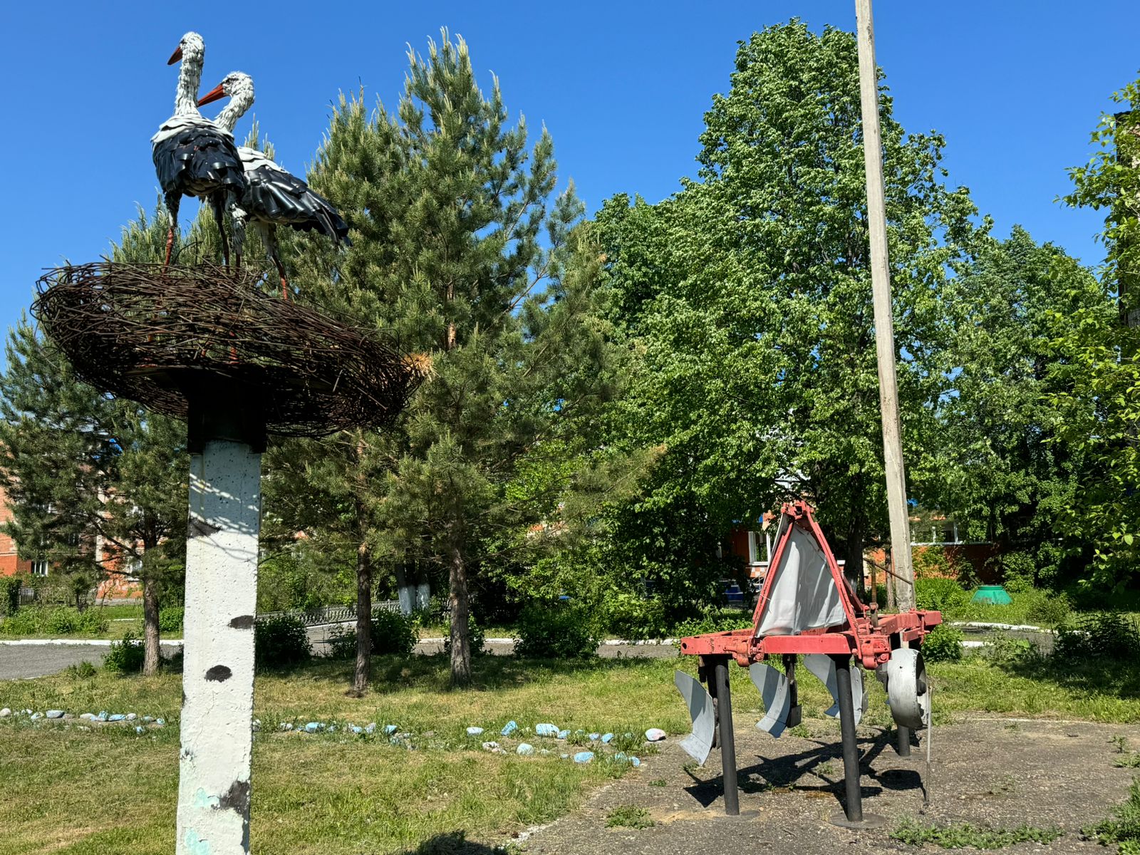 Фото Архипенко Л.И., библиограф сектора краеведения 05.06.2025
