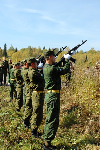 Церемония перезахоронения М. А. Климова (24.09.2013). Автор фотографии В. Рубцов